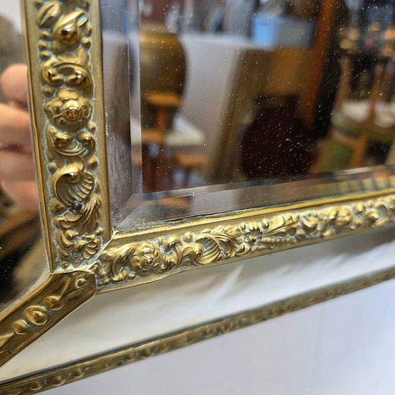 Splendido specchio francese a cuscino del XIX secolo, riccamente decorato. – Brass (photo 5 of 7)
