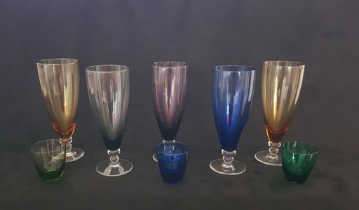 Carnival glass Kristalunie Maastricht. Designer: Max Verboeket