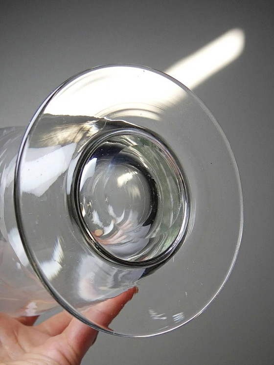 Small antique decanter in engraved Bohemian crystal, early 20th century. – Glass & Decanter, Glass, Vintage (photo 12 of 14)