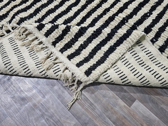 Image 1 of Handmade Moroccan rug 200cm x 300cm