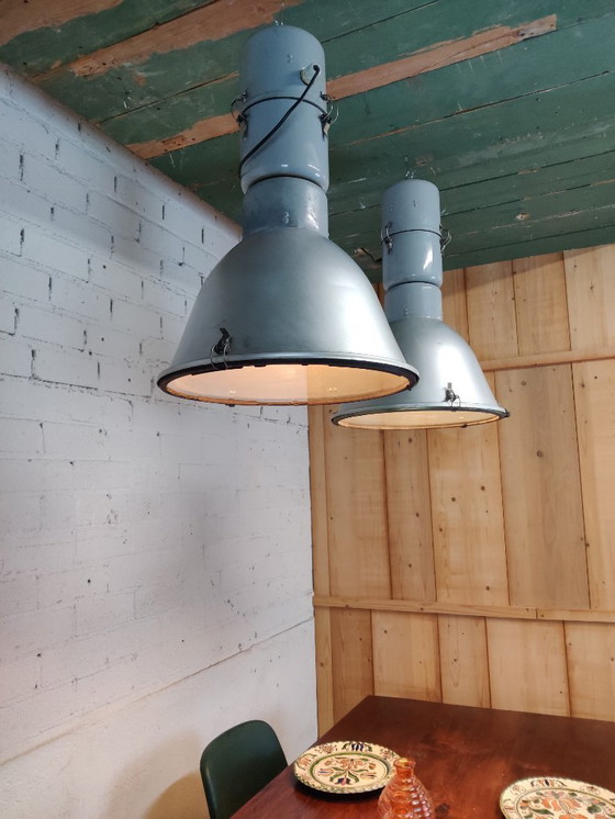 Image 1 of Lampada industriale da fabbrica 2 pezzi