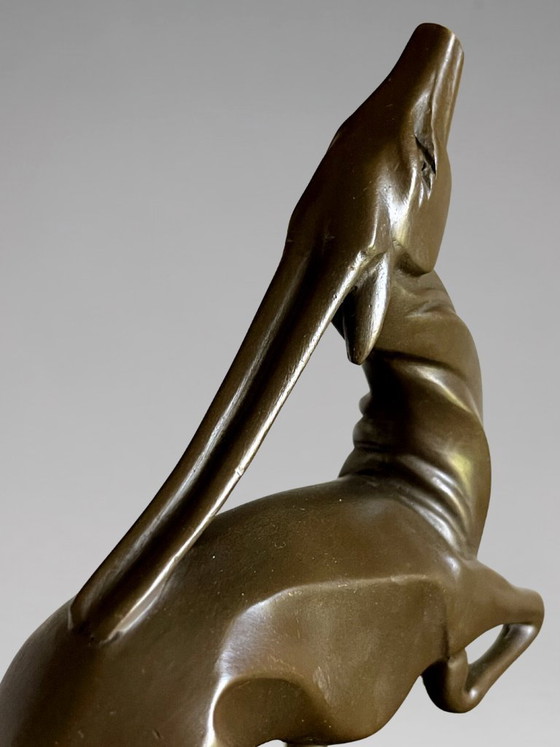 Image 1 of Escultura de antílope Art Déco en bronce patinado, inspirada en Marcel Bouraine, con base de mármol negro – 22 cm