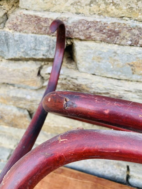 Image 1 of Appendiabiti da parete antico in legno curvato