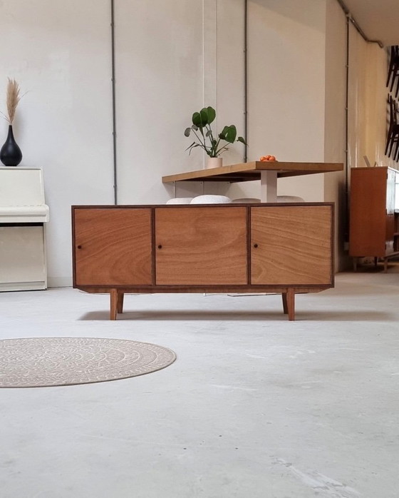 Image 1 of Sideboard Nohr