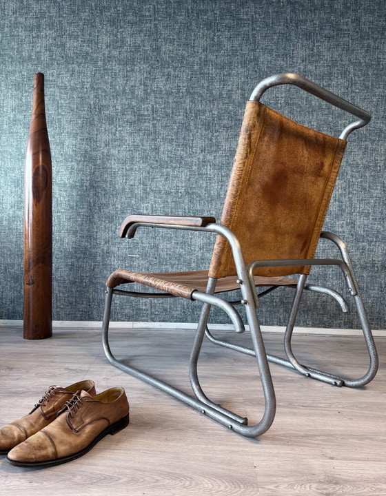 Image 1 of Vroege Bauhaus fauteuil met hoge rugleuning Veha, Den Haag, jaren 30
