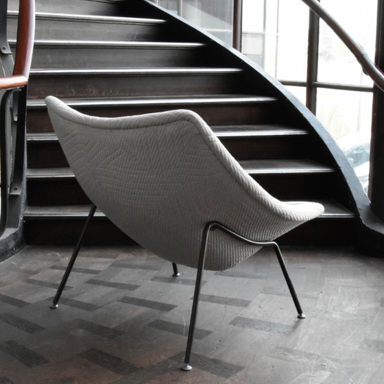 Image 1 of Artifort Oyster fauteuil