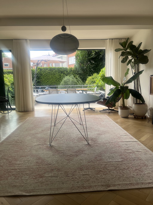 Magis Ovale eettafel