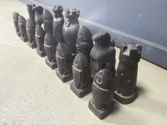 Image 1 of Großes, handgefertigtes Schachfigurenset aus Holz, 1960er Jahre