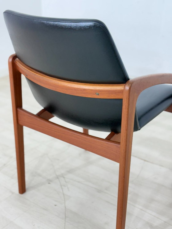 Deense designfauteuil uit het midden van de 20e eeuw / Teakhouten stoel / Fauteuil uit de jaren 60 / Deense (photo 8 of 10)