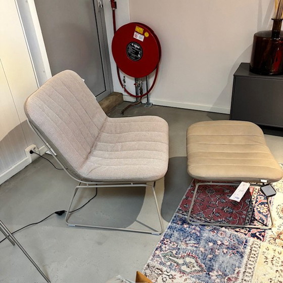 Image 1 of bert plantagie Draat D41 armchair with ottoman