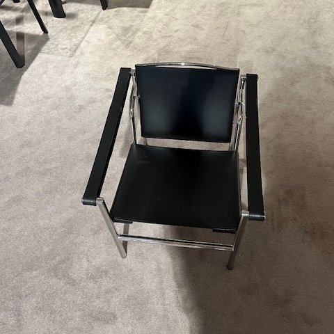 Image 1 of Cassina LC1 fauteuil