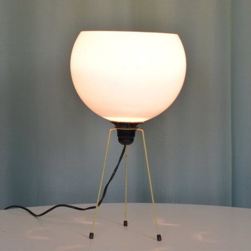 tripod table light