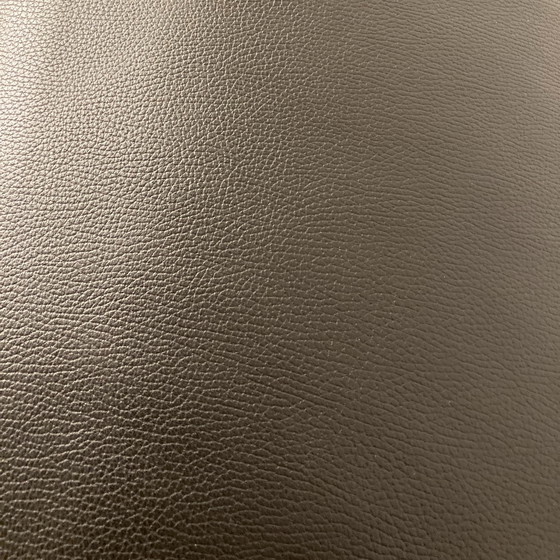 Image 1 of Collezione Privata 2.5-seater sofa