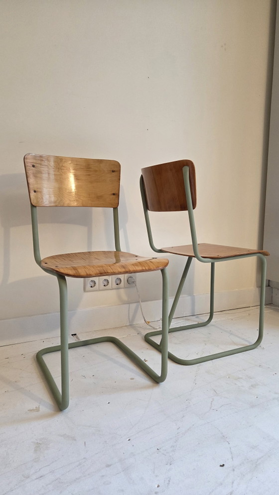 Sedie scolastiche finlandesi vintage - Restaurate – Sgabelli, Iron, Wood (photo 3 of 9)