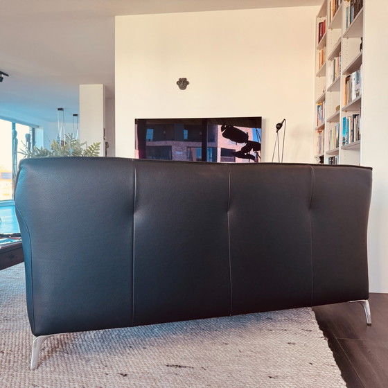 Leolux Mayon 2.5-seater sofa black leather – Chrome (photo 8 of 9)