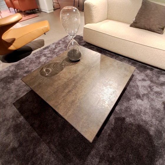 Image 1 of Table basse Leolux Prismo