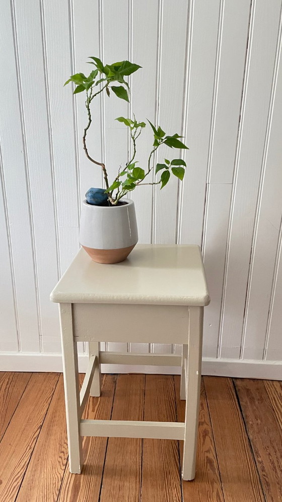 Image 1 of Vintage beige opbergkruk