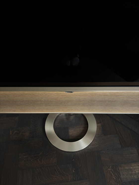 Bang & Olufsen BeoVision TV con Soporte y Cubierta de Altavoz – banks & olufsen, Productos de mantenimiento (photo 4 of 6)