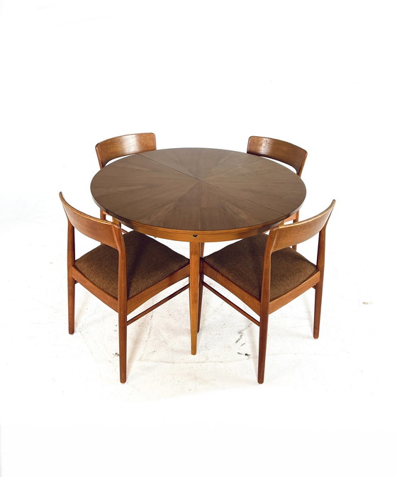 Image 1 of Vintage extendable dining table '60s