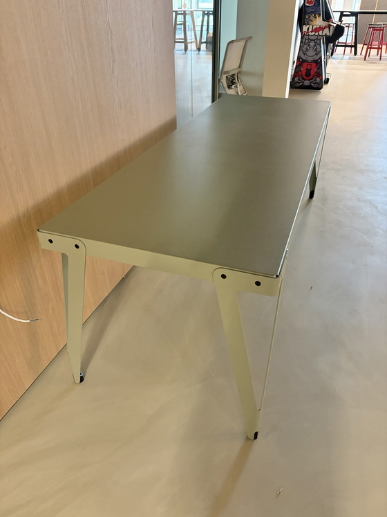 Image 1 of Functionals Lloyd Table