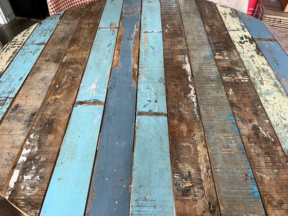 Large Round Wooden Dining table Ø140 Cm – Colorful Weathered Wooden Top – Cross Base (photo 3 of 5)