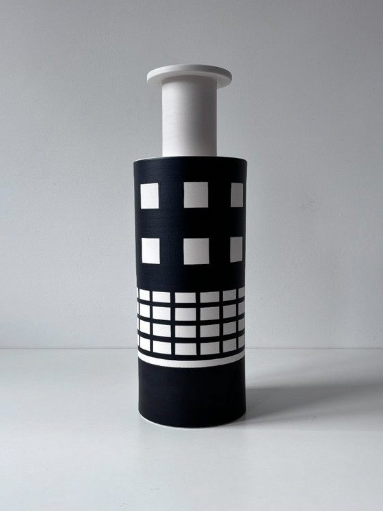Image 1 of Vase “Rocchetto” – Ettore Sottsass pour Bitossi – Italie, circa 1980 (Hollywood Series)