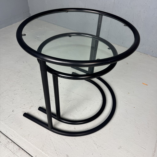 Set van 2 buisframe bijzettafels - postmoderne