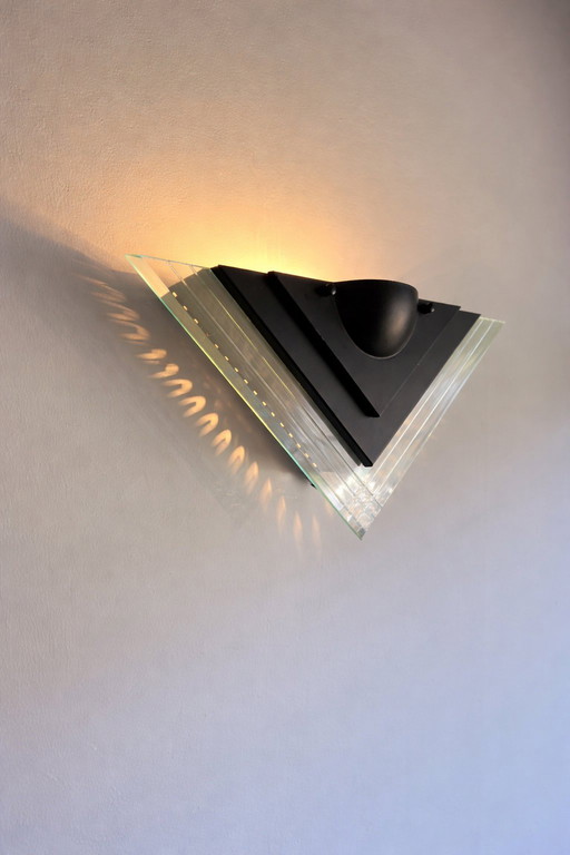 Herda Wandleuchte im Memphis-Stil