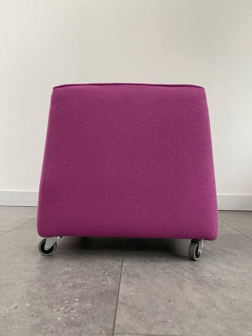 Modern pouf on wheels - SUBSTANCE - Lilac/Purple