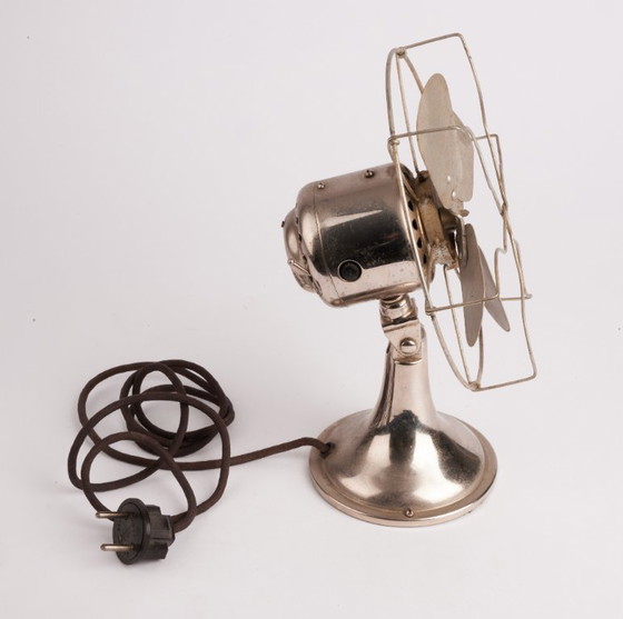 Image 1 of Antieke vintage ventilator, circa jaren 20