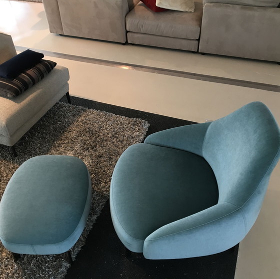 Image 1 of Poltrona Leolux Jill con pouf