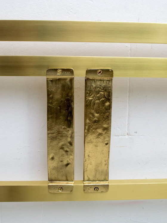 Image 1 of Letto matrimoniale in oro, ottone e bronzo di Luciano Frigerio, stile metà del secolo scorso.