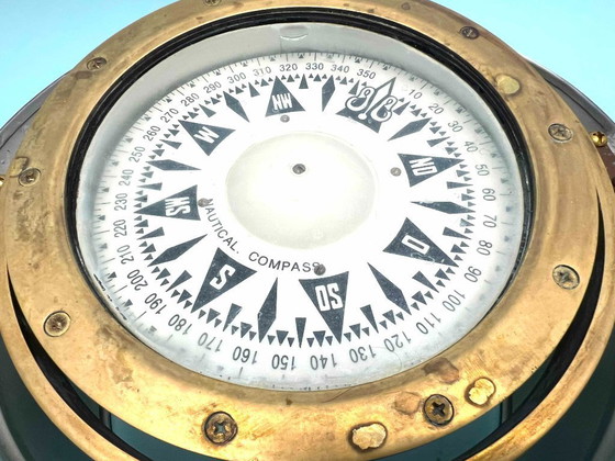 Image 1 of Alter Schiffskompass Messing mit Lichtern / Petroleum / Rettungsbootkompass Nr. 323 GREAT BRITAIN England 1926 + Schiff