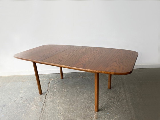 Image 1 of White & Newton Mid Century Table de salle à manger à rallonge