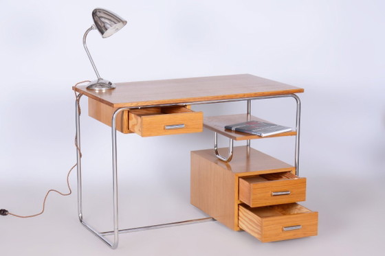 Escritorio Bauhaus restaurado, roble, acero cromado, Alemania, década de 1930. – Metal, Wood (photo 12 of 16)