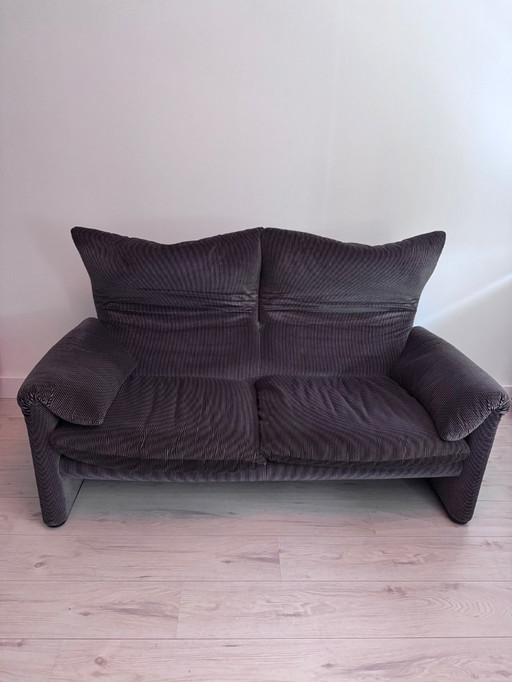 Cassina Maralunga 675 2-zits, design Vico Magistretti
