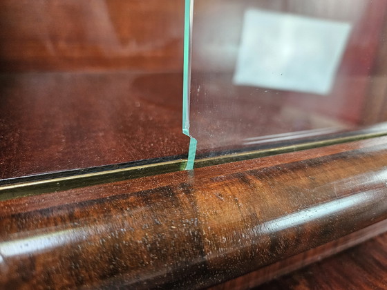 Image 1 of 1930s Art Deco Display Cabinet in Walnut and Walnut Root