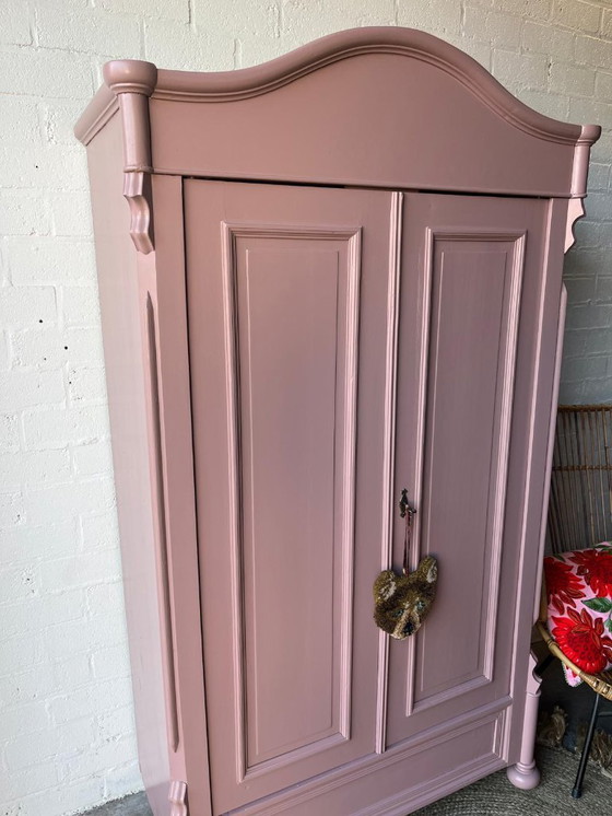 Image 1 of Armario antiguo, mueble para habitación infantil, mueble para juguetes restaurado.