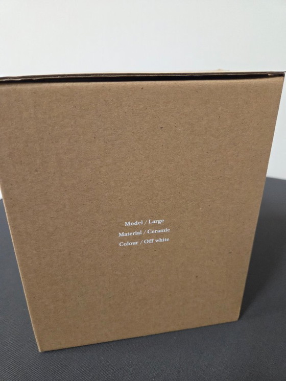 Image 1 of Hay Vaso Iris L bianco sporco