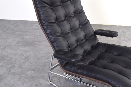 Chaise longue modelo Fenix ​​de piel y cromo de Bauhaus, diseñada por Sam Larsson para Dux. – Leather, Metal (photo 16 of 16)