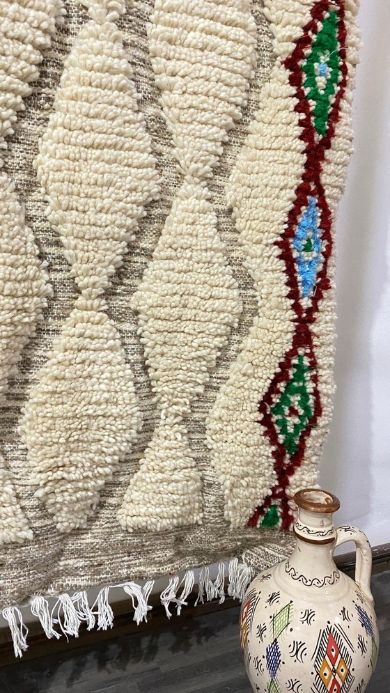 Image 1 of Authentiek Handgemaakt Berber Tapijt uit het Atlasgebergte – 100% Wol – 150 x 100 cm