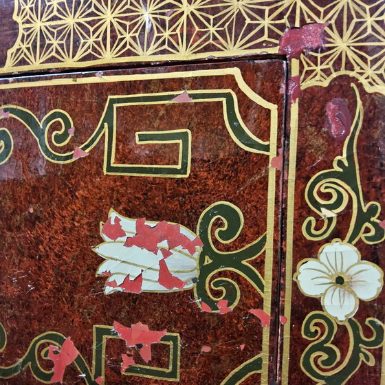 Image 1 of Mobile cinese d'epoca rosso e oro / scena tradizionale / signore in giardino cinese (mobile bohémien, mobile orientale)