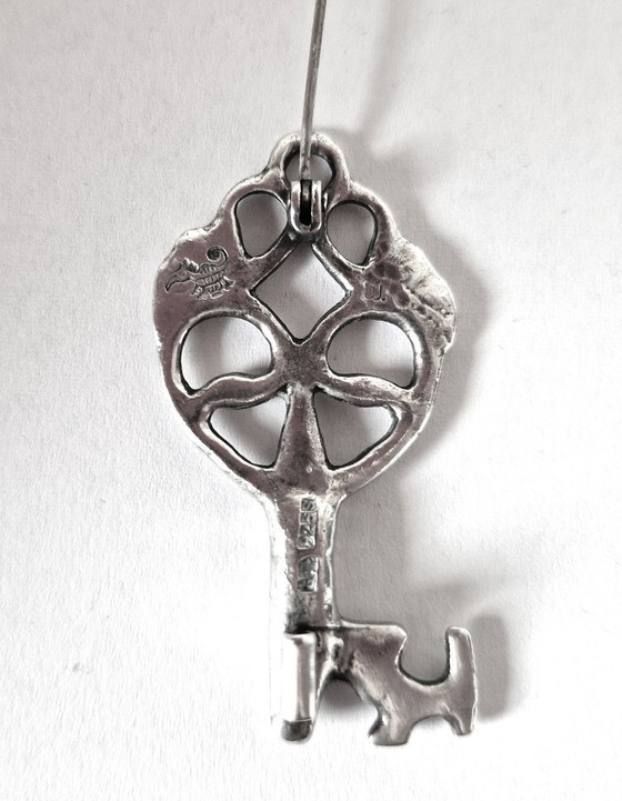 Image 1 of Broche clé en argent de Suède - Poinçonnée