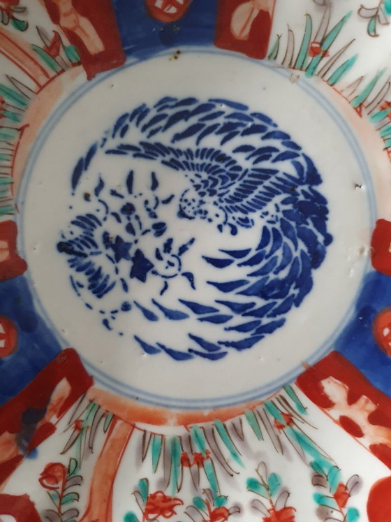 Image 1 of Paire d'assiettes japonaises Imari - Période Meiji, vers 1900