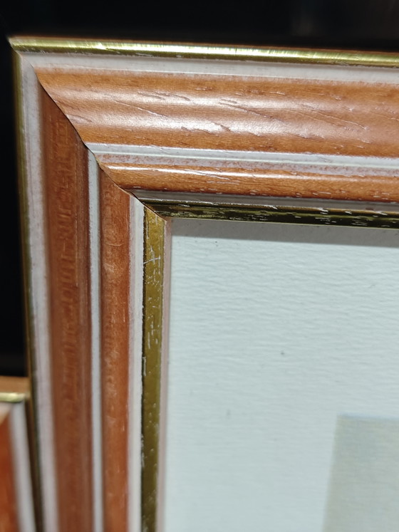 Image 1 of 2 Van Hove-frames