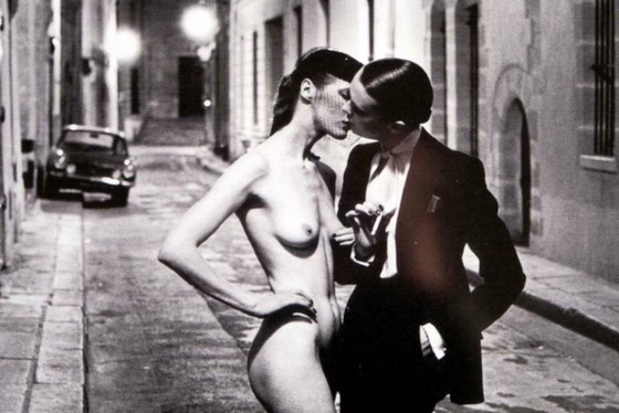 Image 1 of Helmut Newton "Rue Aubriot II" | manifesto in bianco e nero
