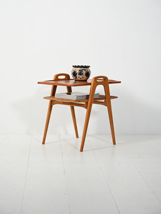 Image 1 of Deense salontafel uit de jaren 60 van teak en eikenhout.