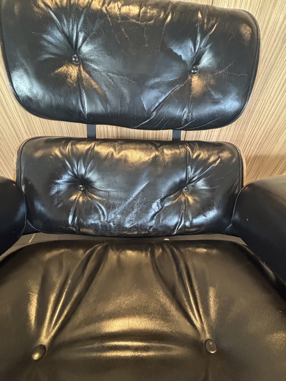 Image 1 of Eames lounge chair Herman Miller