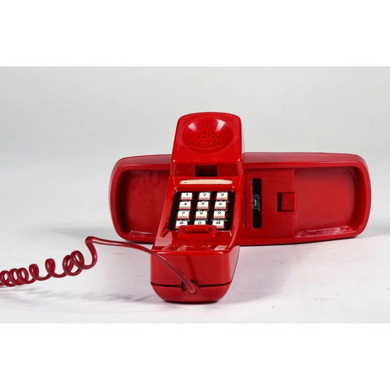 Red Plastic Wall or Desk Telephone, CAT Brand, with Three-Pole Connection, Italy 1980, Decorative Objects (photo 2 of 10)