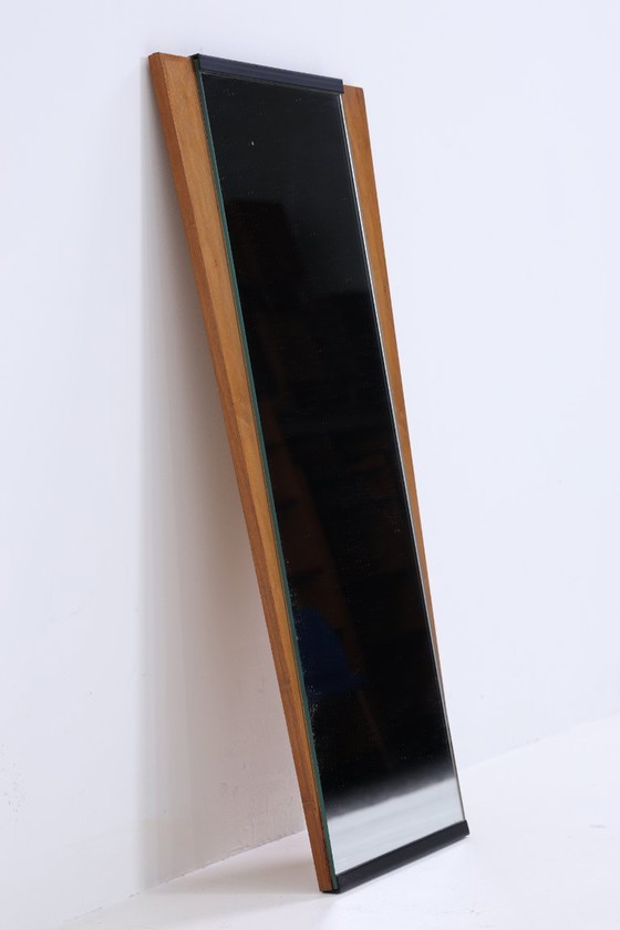 Image 1 of Specchio d'epoca anni '60 | Specchio da appendere di metà secolo Specchio di legno retrò inclinato Vintage #05-96